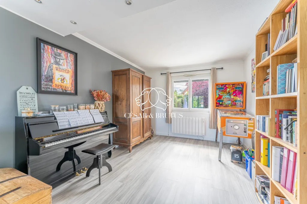Bureau - Maison avec Piscine et Pool House à Fleurieux-sur-l'Arbresle