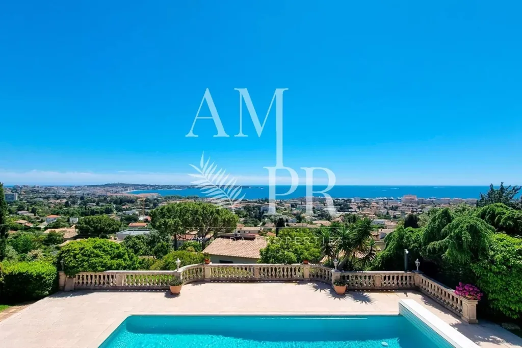 Bassein - Luxury Villa with Sea View near Cannes