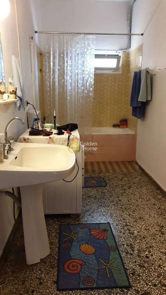 2-room house in GR