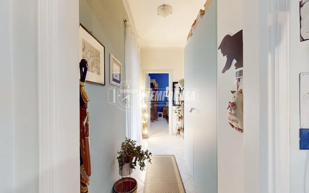 Entrée - Apartment with Balcony in Orbassano Centre