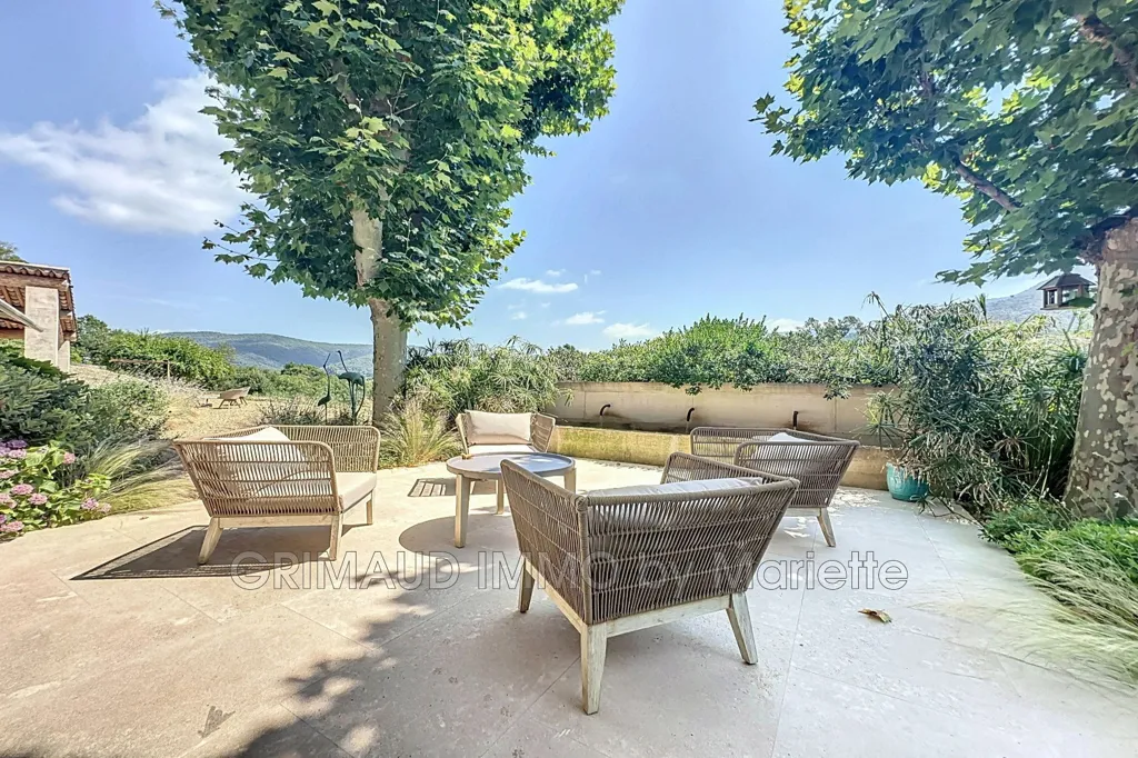 Terrasse - Contemporary House with Pool in La Môle
