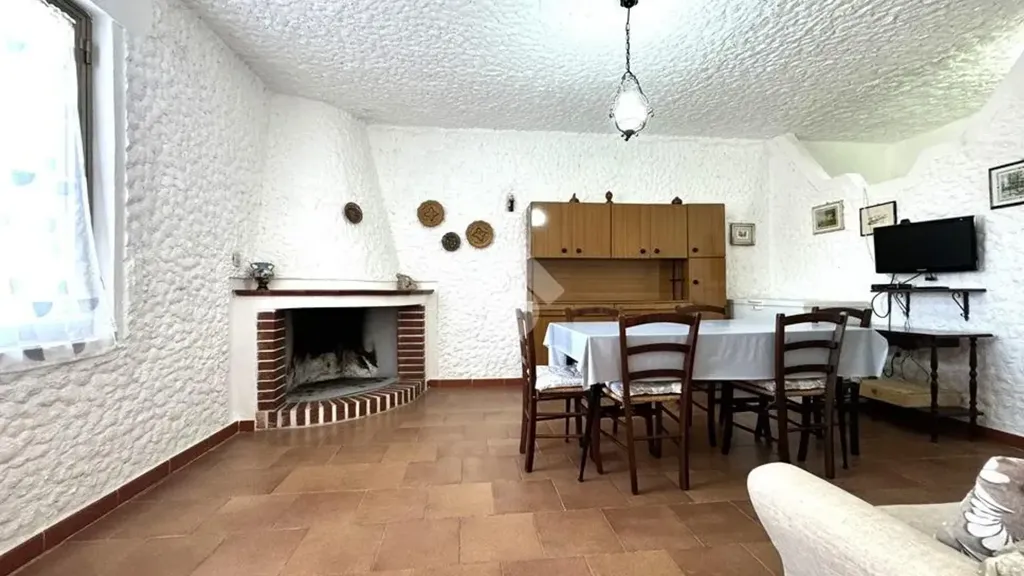 Söögituba - Villa with Garden near Siniscola Beaches