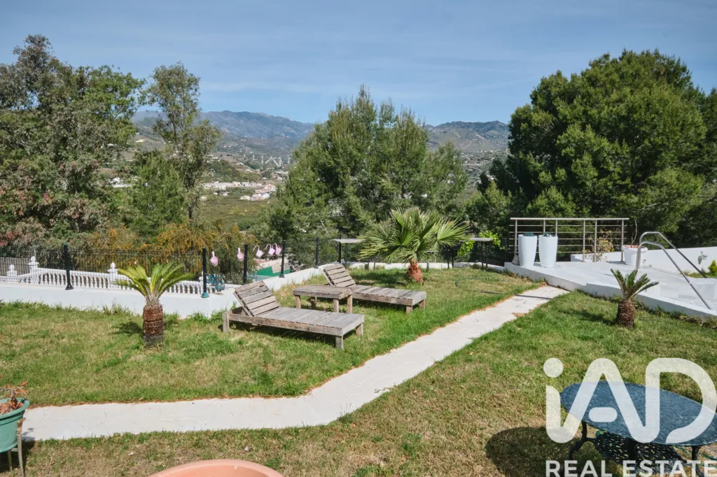Aed - Villa with Sea View in Cerro Velilla