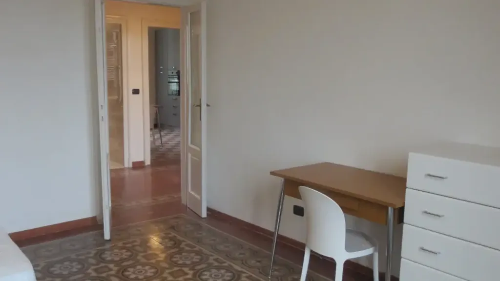 Bedrooms - Rented Apartment with Balcony in Milan