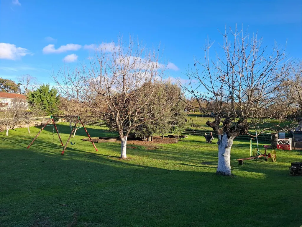 Aed - House with Two Independent Units near Figeac