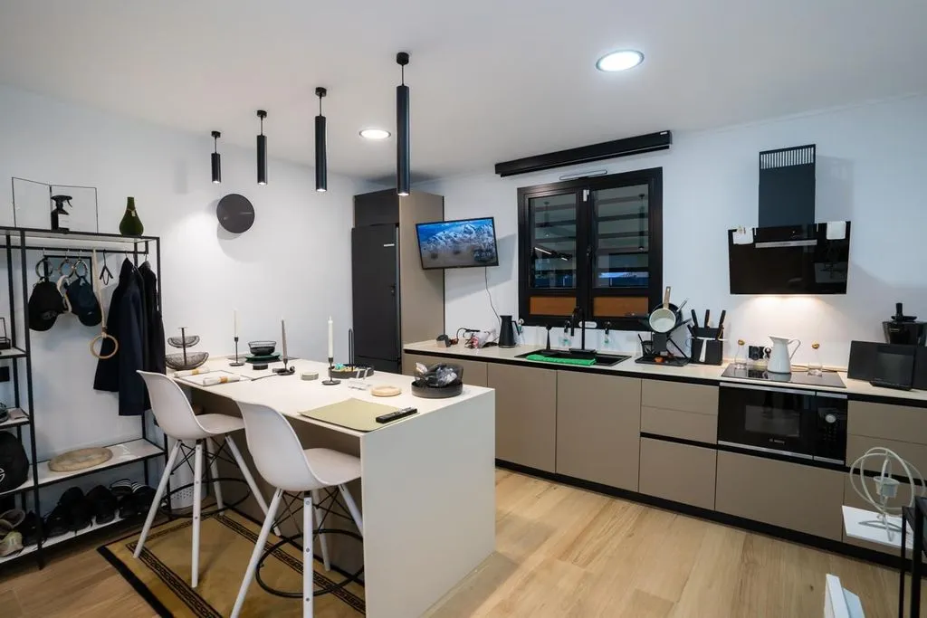 Cuisine - Luxury Villa with Pool in Torremolinos