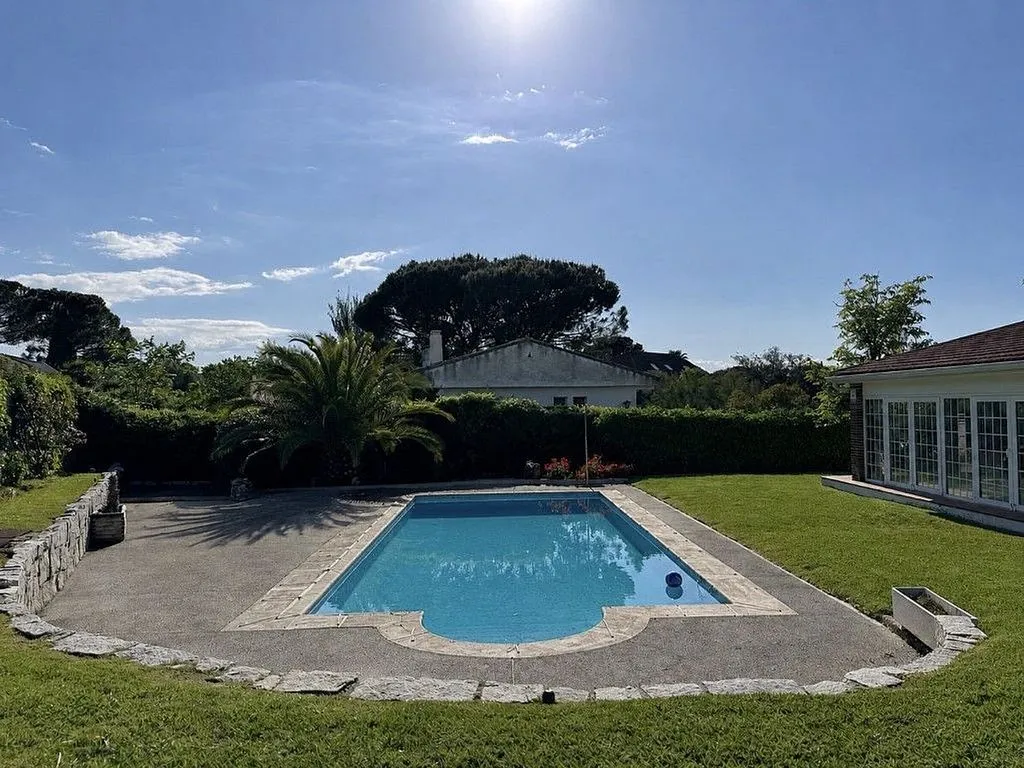 Bassein - Chalet with Pool and Terrace in Santo Domingo
