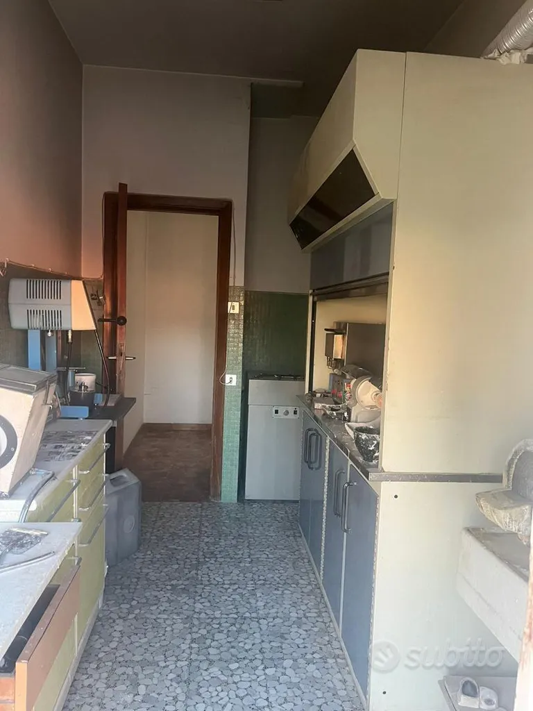 Cuisine - Trilocale with Balcony in Pescara
