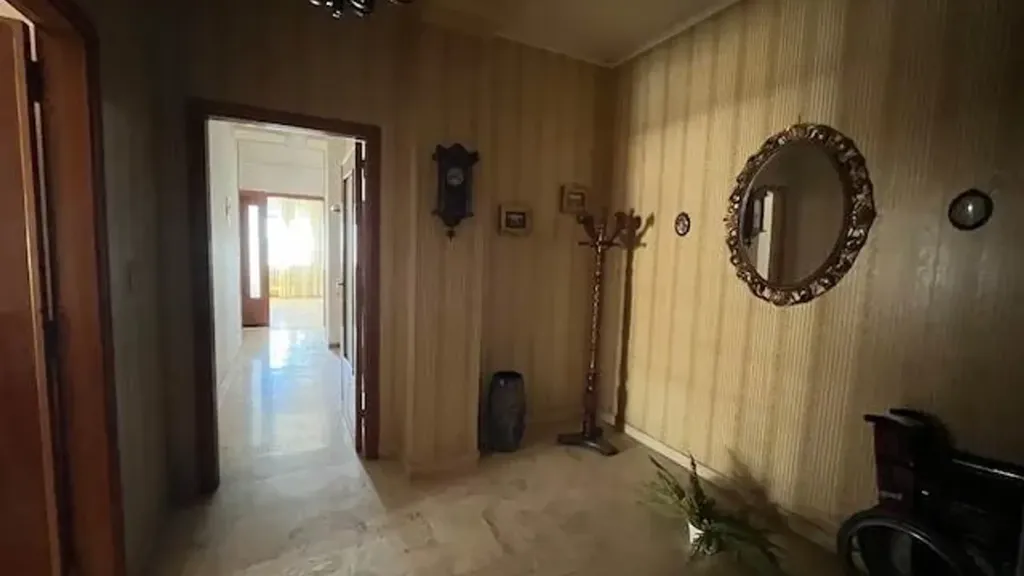 Esik - Apartment with Ascender in Chieti Centre