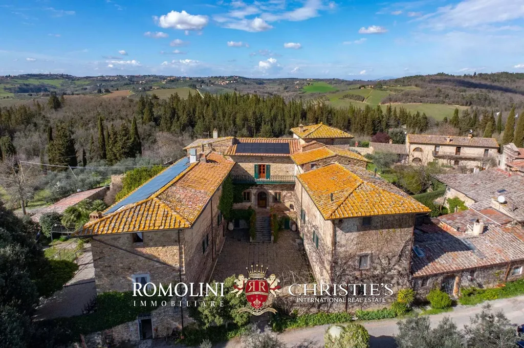 Õhuvaade - Historical Villa with Pool in Chianti Hills