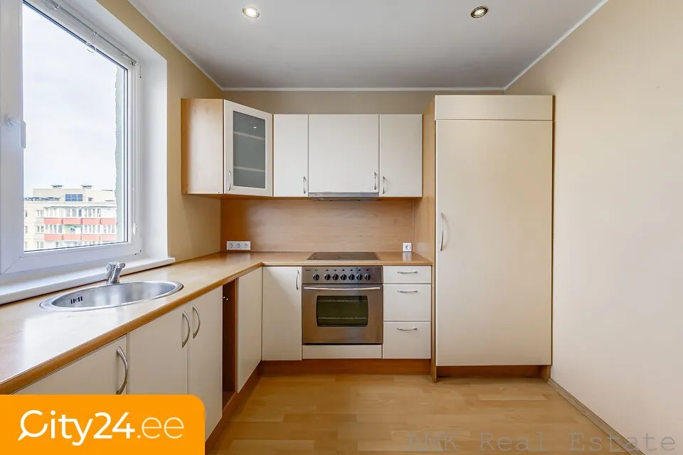 Cuisine - Bright 2-Bedroom Flat with Balcony in Lasnamäe