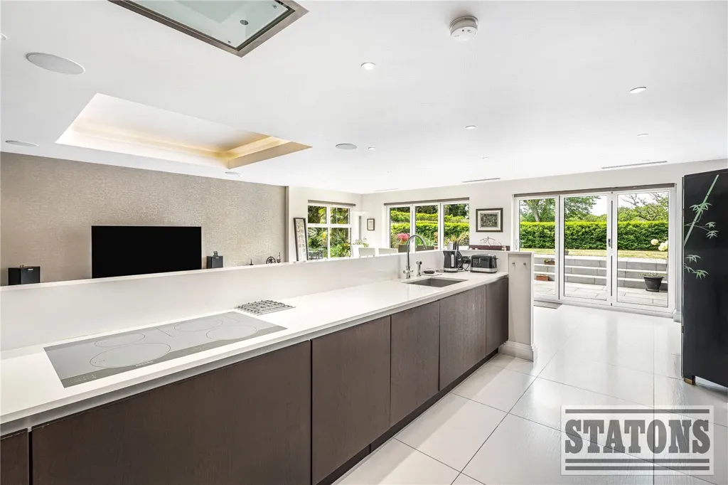 Cucina - Appartamento con 3 camere a Enfield