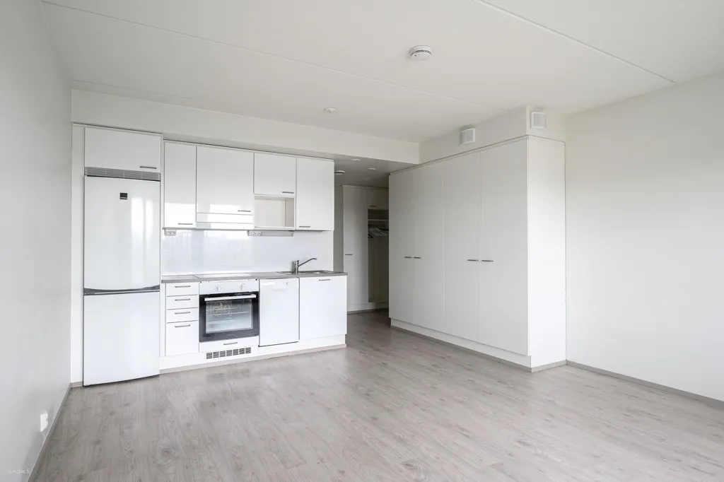 Köök - Studio with French Balcony in Espoo