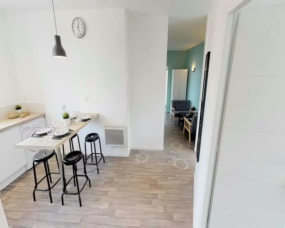Köök - Apartment with Kitchen Amenities in Lille