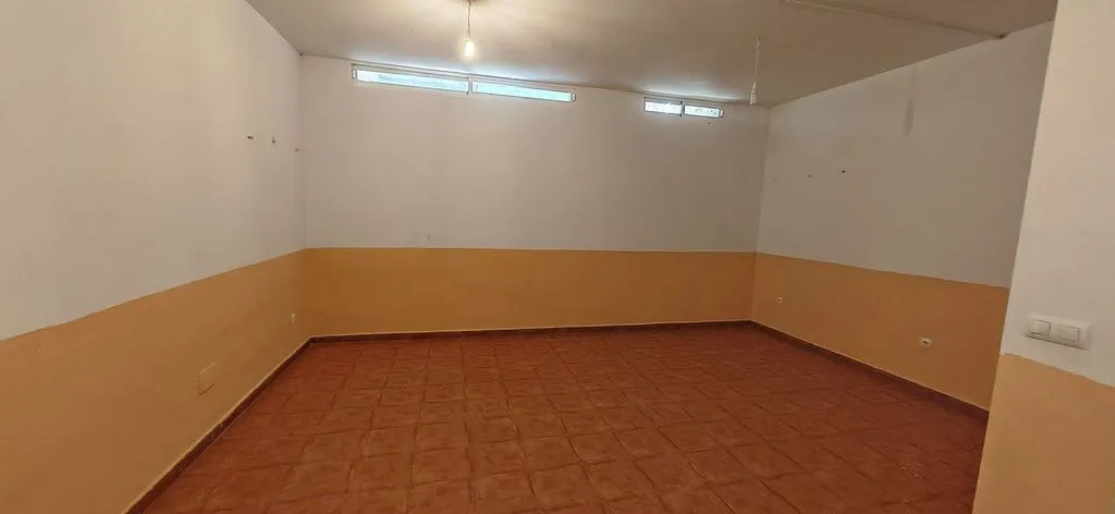 Toad - Terraced House with Garden in Lerma