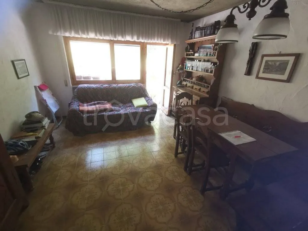 Söögituba - Apartment with Private Garden in Viola