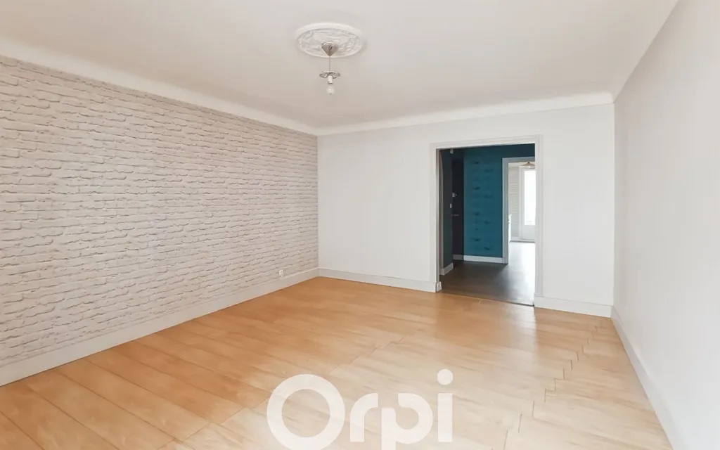 Toad - T2 Apartment with Balcony in La Roche-sur-Yon