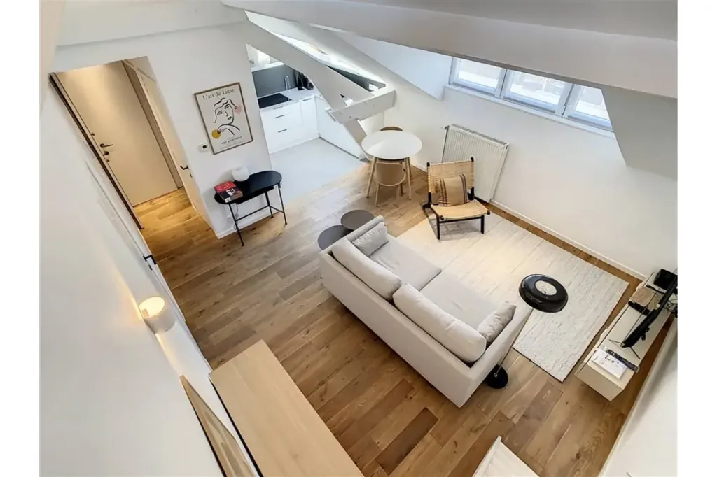 Elutuba - Duplex Apartment with Mezzanine in Marais, Brussels