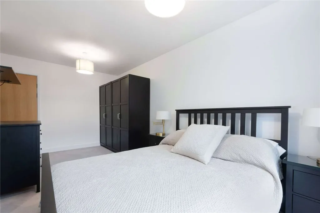 Bedrooms - 2-bedroom apartment in London