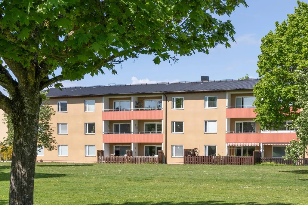 Jardin - 3-Room Flat with Balcony in Stockholm