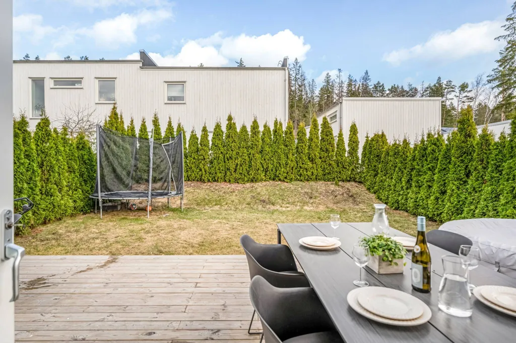 Terrazza - Two-Storey Apartment with Panoramic Views in Glömsta