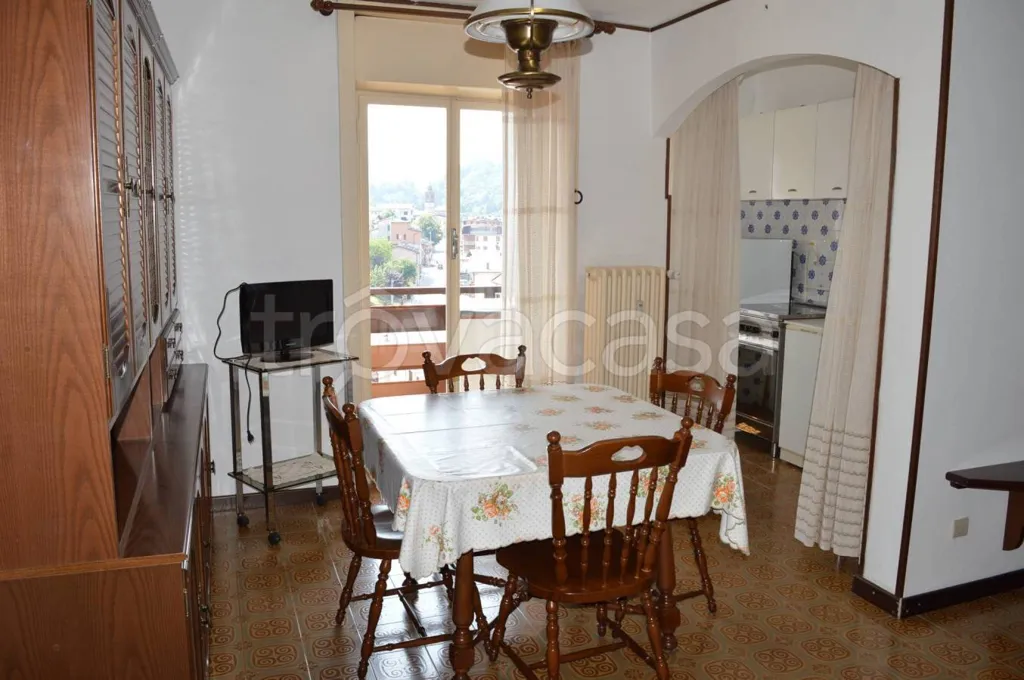 Söögituba - Spacious Apartment with Balcony in Roburent