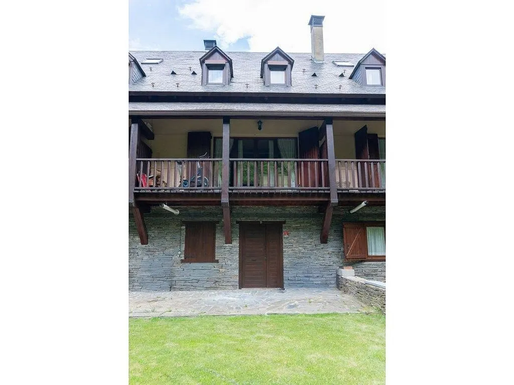 Extérieur - Luxury Semidetached House with River View in Vielha