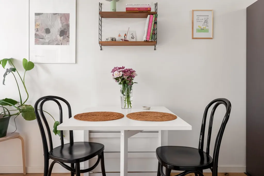 Salle à manger - Bright Apartment with Smart Layout in Södermalm