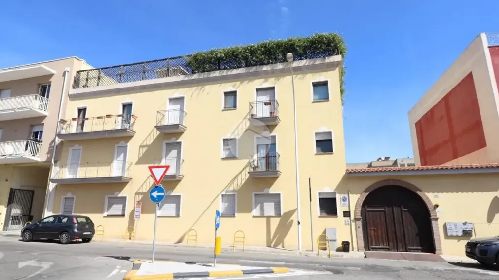 Extérieur - Armed Trilocale with Balconies in Cagliari
