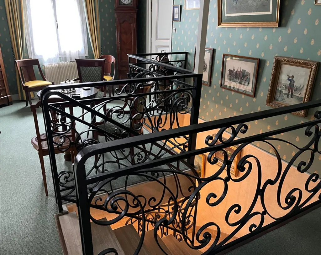 Rooms - T8 Bourgeois House with Garden in Tours