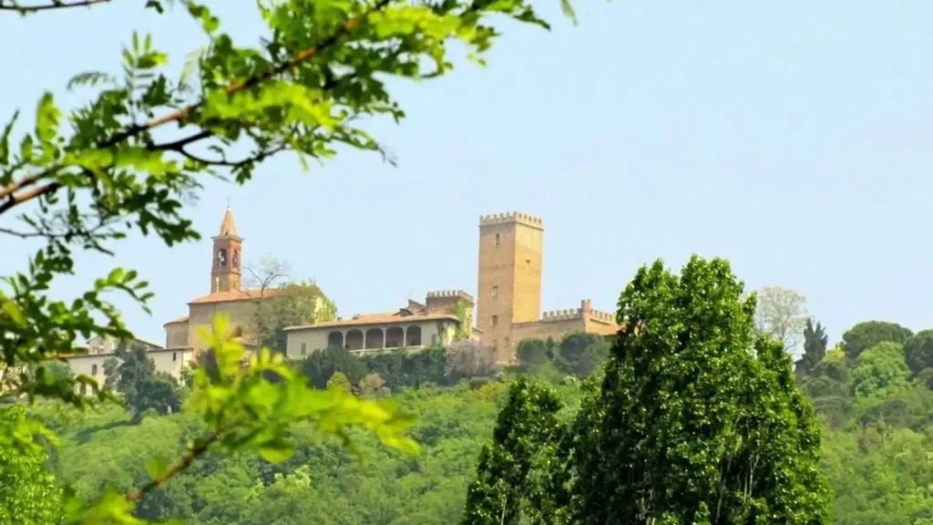 Customisable Villa with Garden in Salice Terme