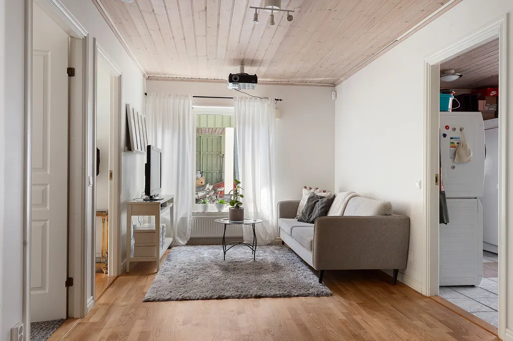 Elutuba - 1-Storey Villa with Garden in Östra Lugnet