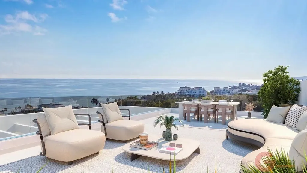 Terrazza - Duplex with Pool in Estepona