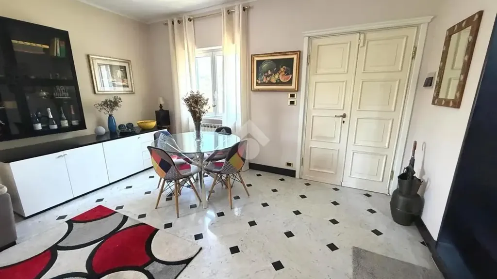 Salle à manger - Villa with Terrace and Garden in Serra Riccò