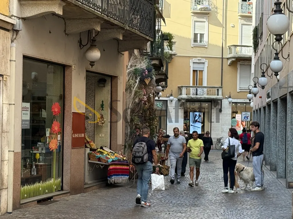 Shop with Two Windows in City Centre