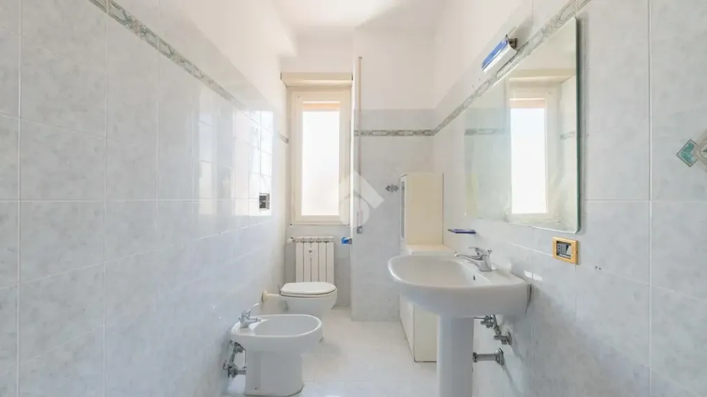 Bagni - Apartment with Panoramic Balcony in Rome