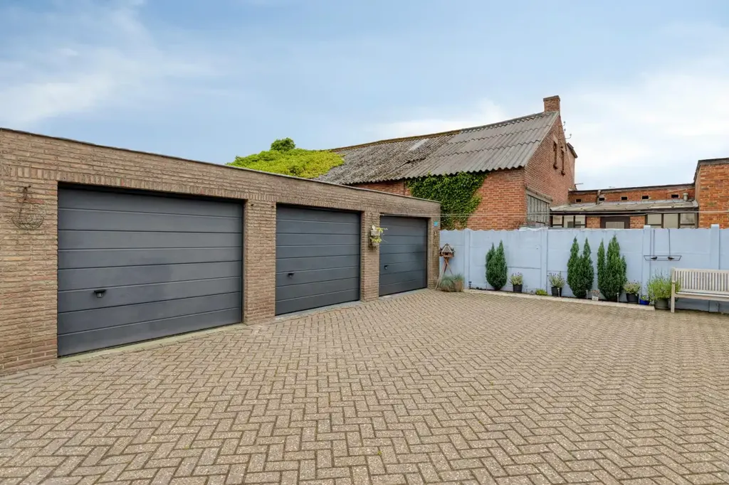 Esterno - Duplex Apartment with Terrace in Geel