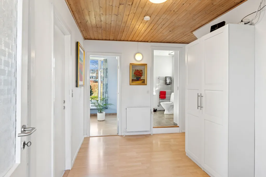 Entrée - Detached Villa with Garden in Brøndby
