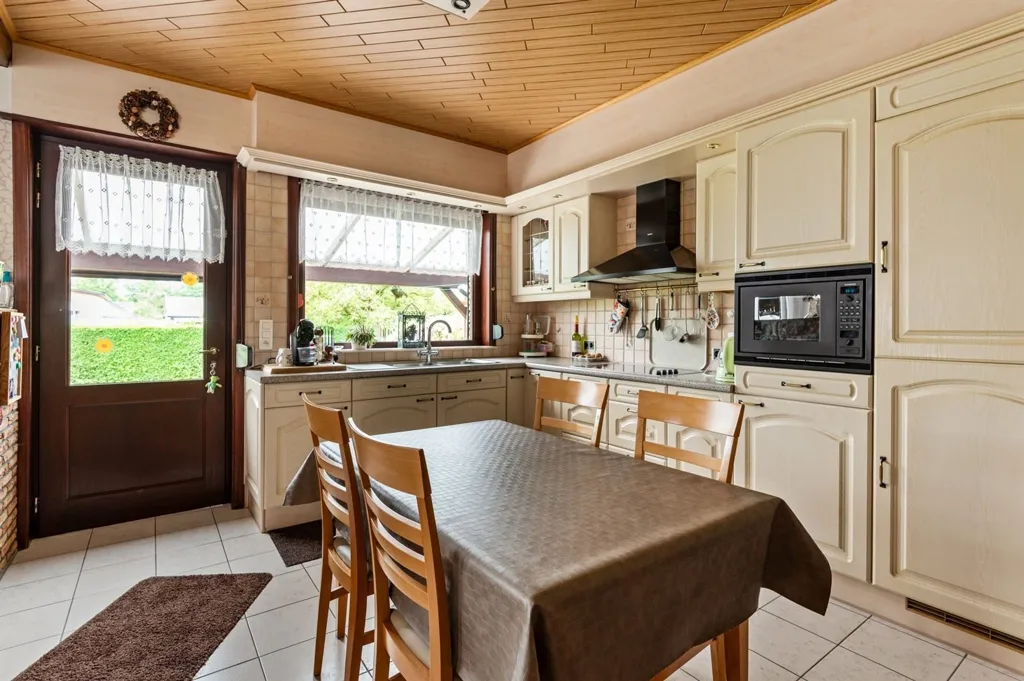 Cuisine - Maison avec Terrasse et Garage à Westerlo