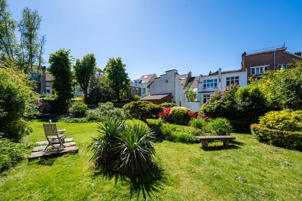 Jardin - Maison de Maître avec Jardin dans le Quartier des Fleurs à Schaerbeek