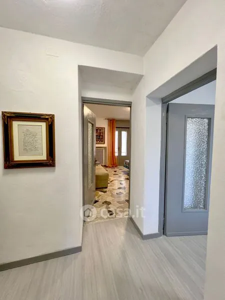 Esik - Ground Floor Apartment with Private Courtyard in Grezzana