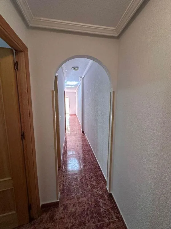 hallway_entrance