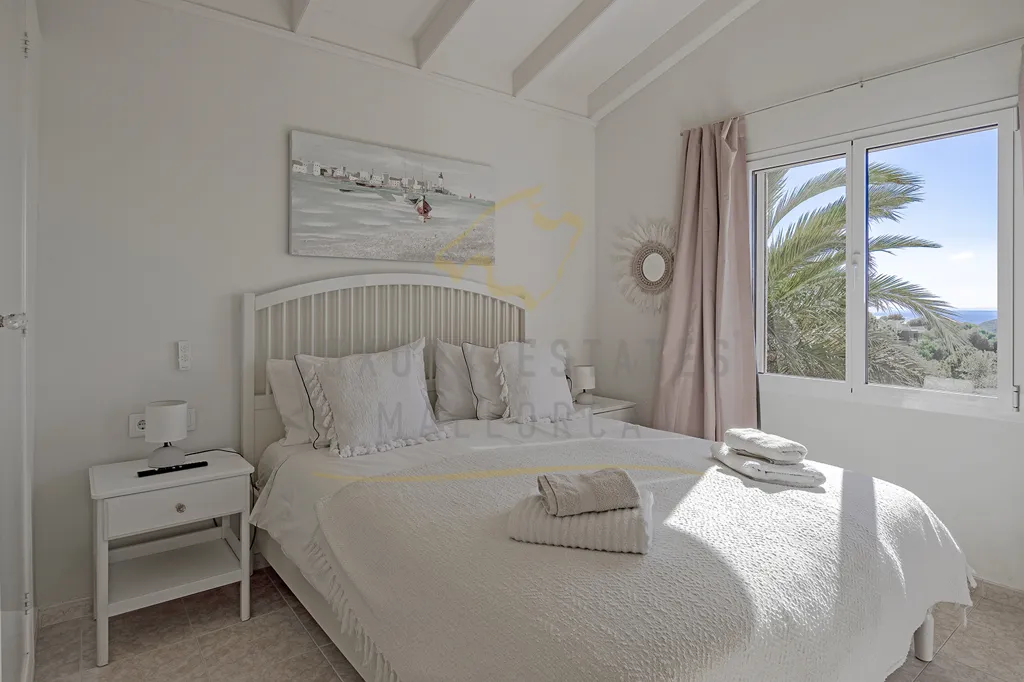 Chambres - Modernised Villa with Sea View in Cala Pi