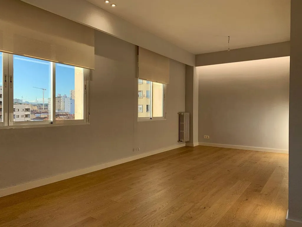 Pièces - Luxury Apartment with Terrace near University