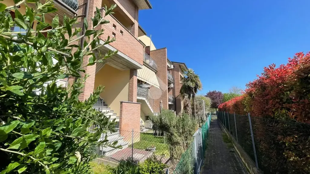 Aed - 3-Bedroom Apartment with Balcony in Cotignola