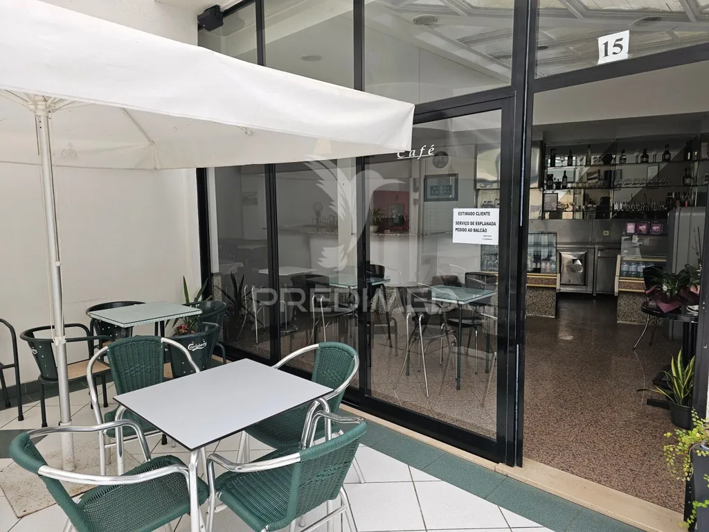Terrasse - Equipped Café Shop in Santo Tirso Centre