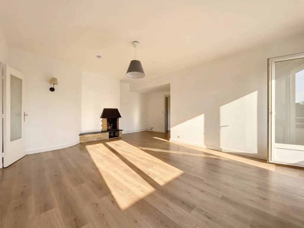 2-Bedroom Apartment with Balcony View in Central Location
