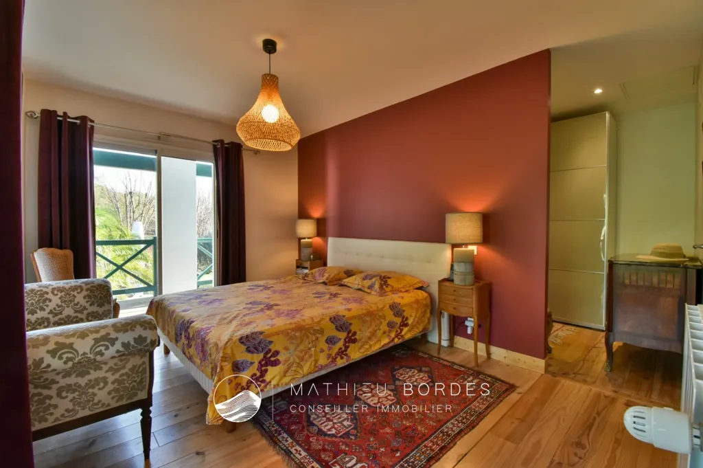 Magamistoad - Character Villa with Pool in Villefranque