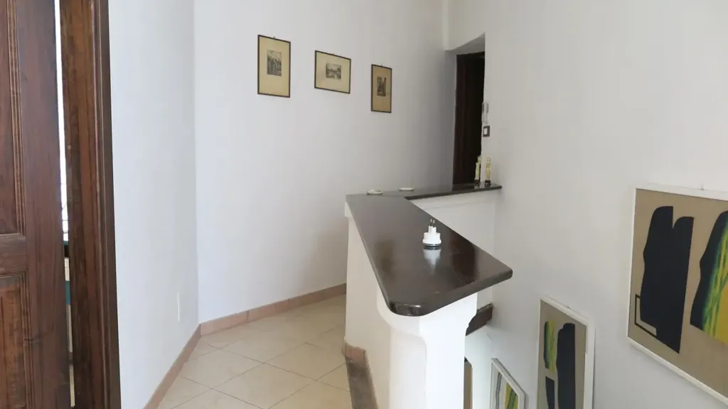 hallway_entrance