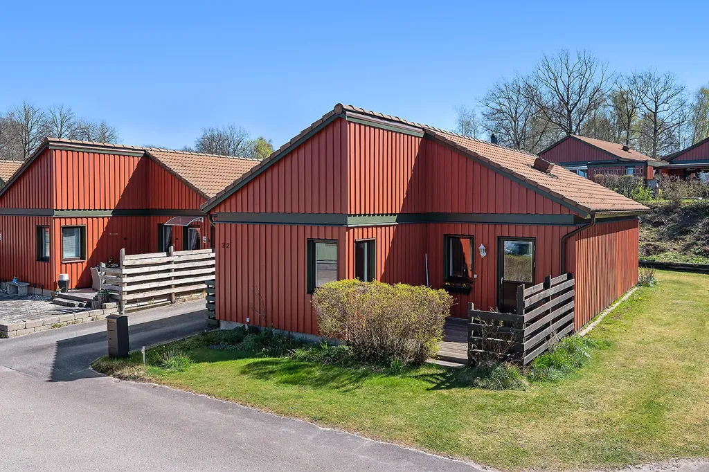 Esterno - Terraced House with Garage in Ekebacken